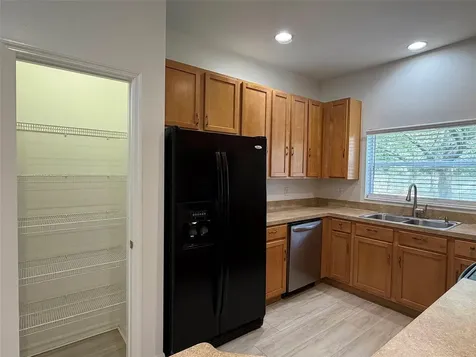 4530 Amberly Oaks Court Tampa FL 33614