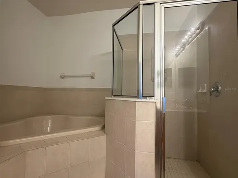 4530 Amberly Oaks Court Tampa FL 33614