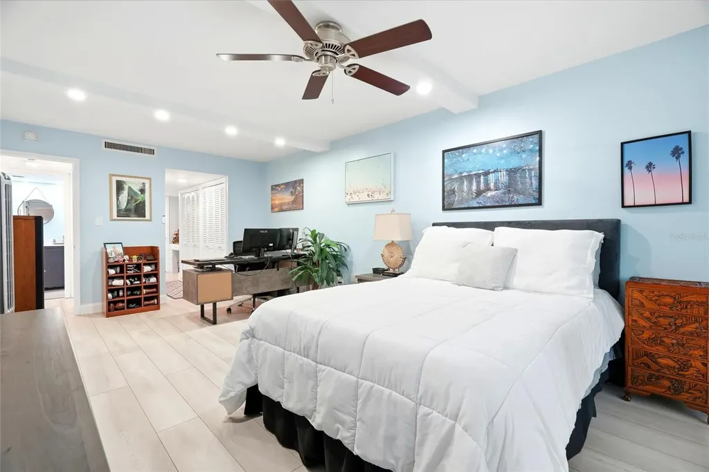 17920 Gulf Boulevard St Petersburg FL 33708
