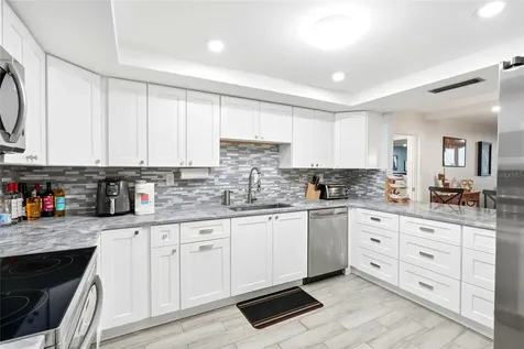 17920 Gulf Boulevard St Petersburg FL 33708