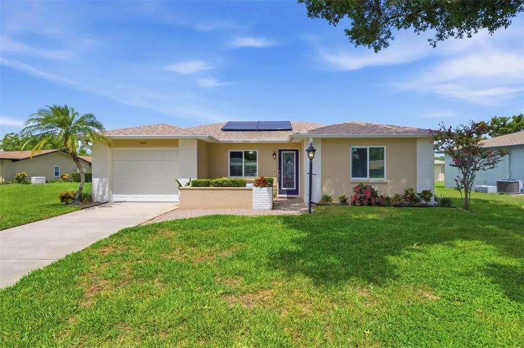 10600 41st Court N Clearwater FL 33762