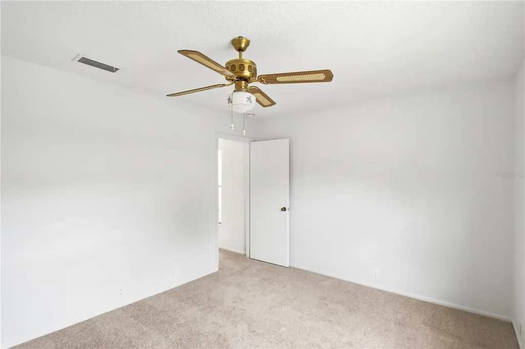 520 Windmeadows Street Altamonte Springs FL 32701