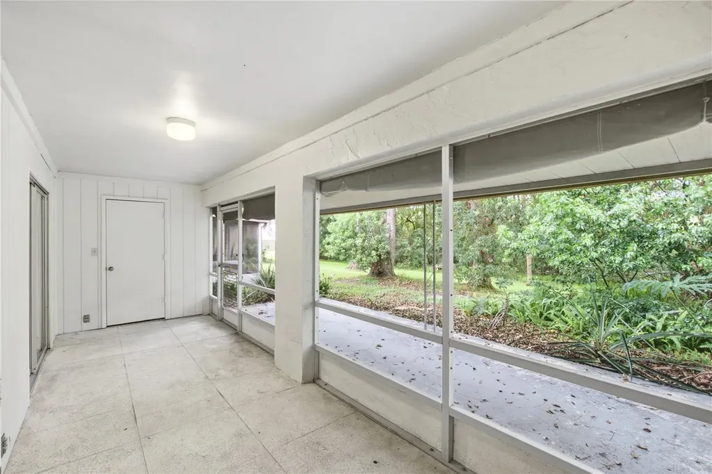 520 Windmeadows Street Altamonte Springs FL 32701