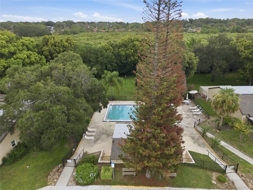 520 Windmeadows Street Altamonte Springs FL 32701