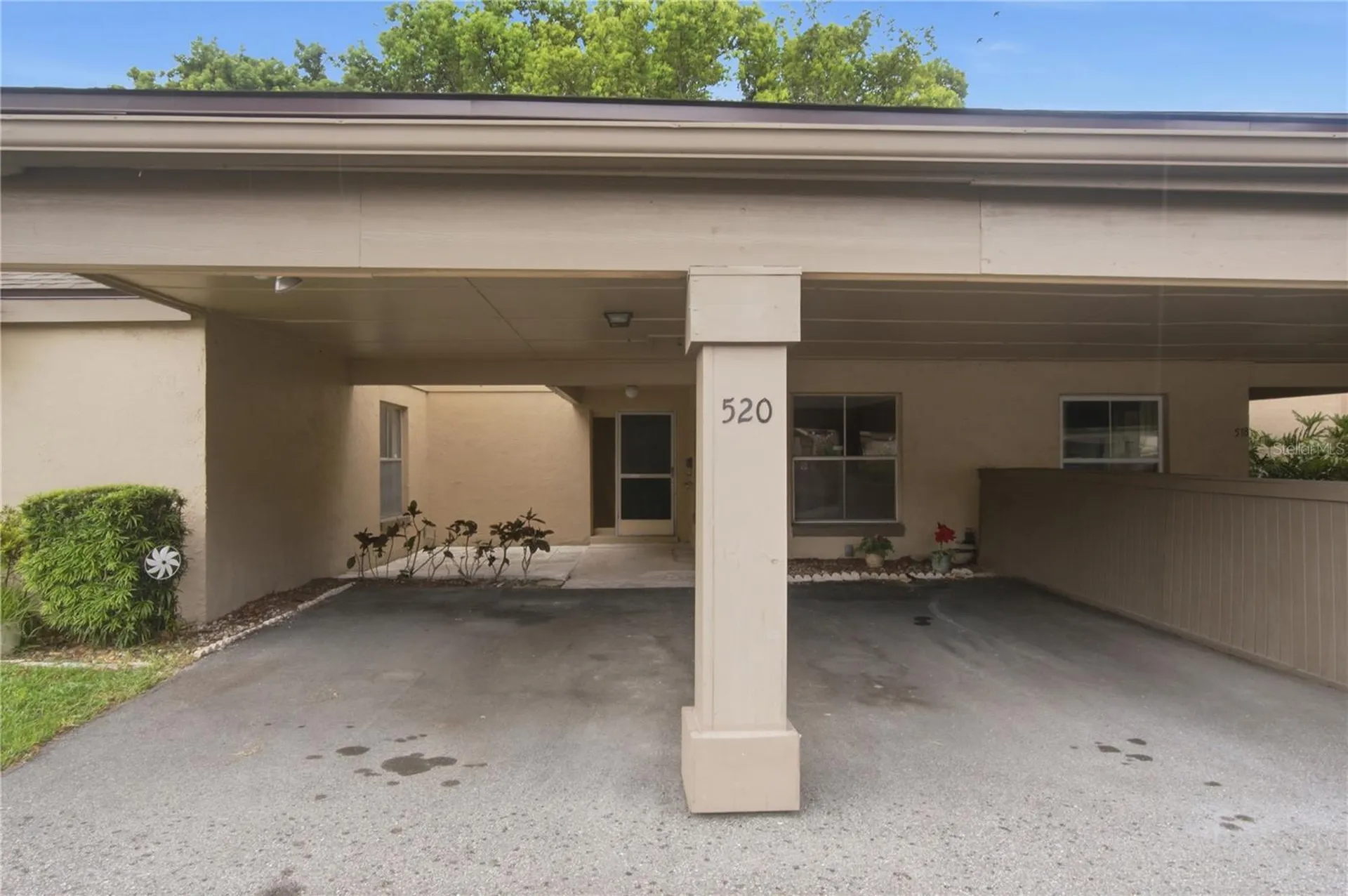 520 Windmeadows Street Altamonte Springs FL 32701