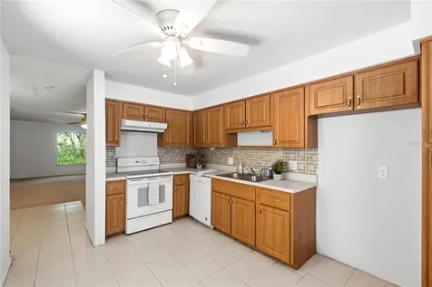 520 Windmeadows Street Altamonte Springs FL 32701