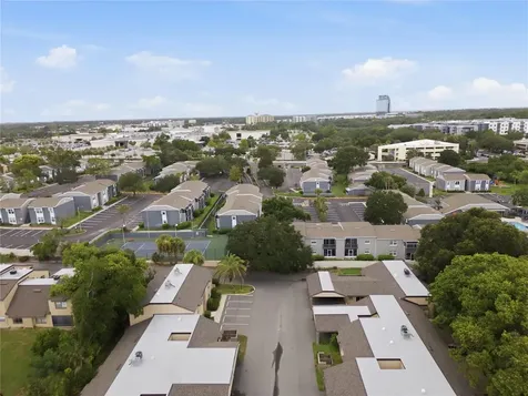 520 Windmeadows Street Altamonte Springs FL 32701