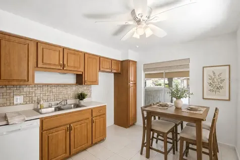 520 Windmeadows Street Altamonte Springs FL 32701