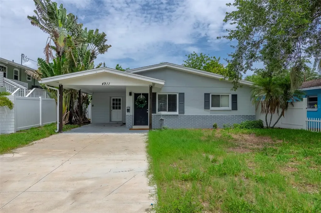 4911 Chancellor Street NE St Petersburg FL 33703
