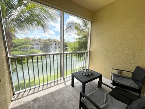 137 Navigation Circle Osprey FL 34229