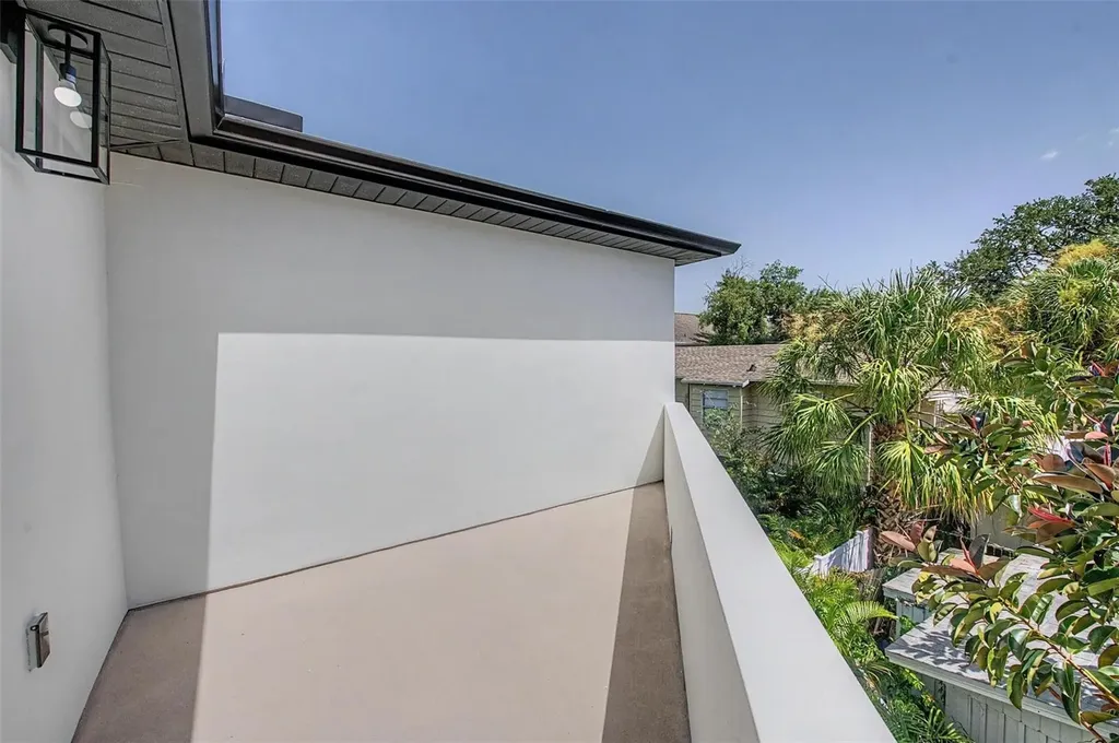 110 S Arrawana Avenue Tampa FL 33609