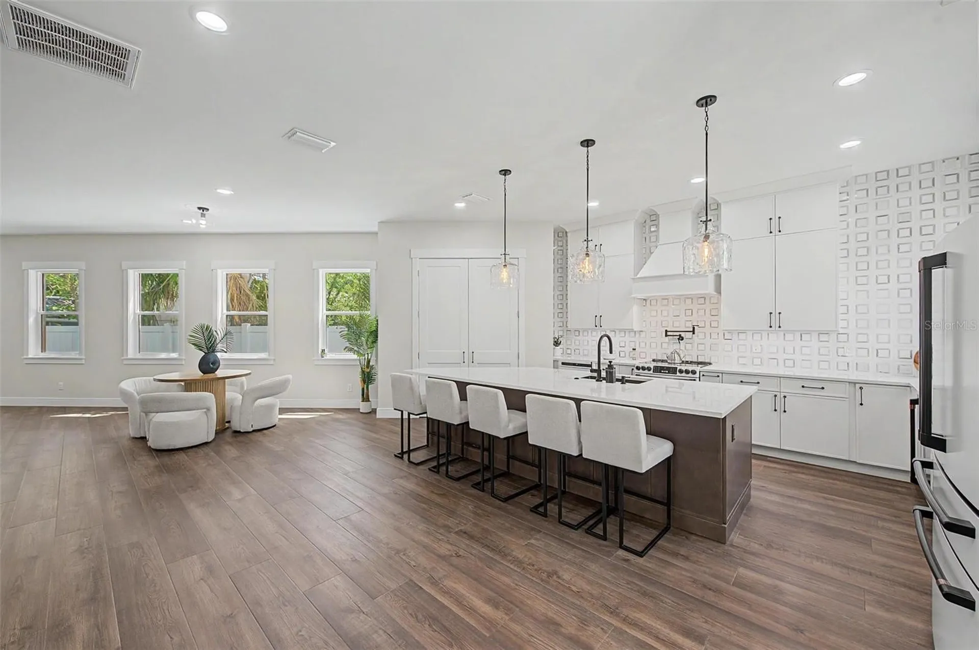 110 S Arrawana Avenue Tampa FL 33609