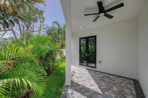 110 S Arrawana Avenue Tampa FL 33609