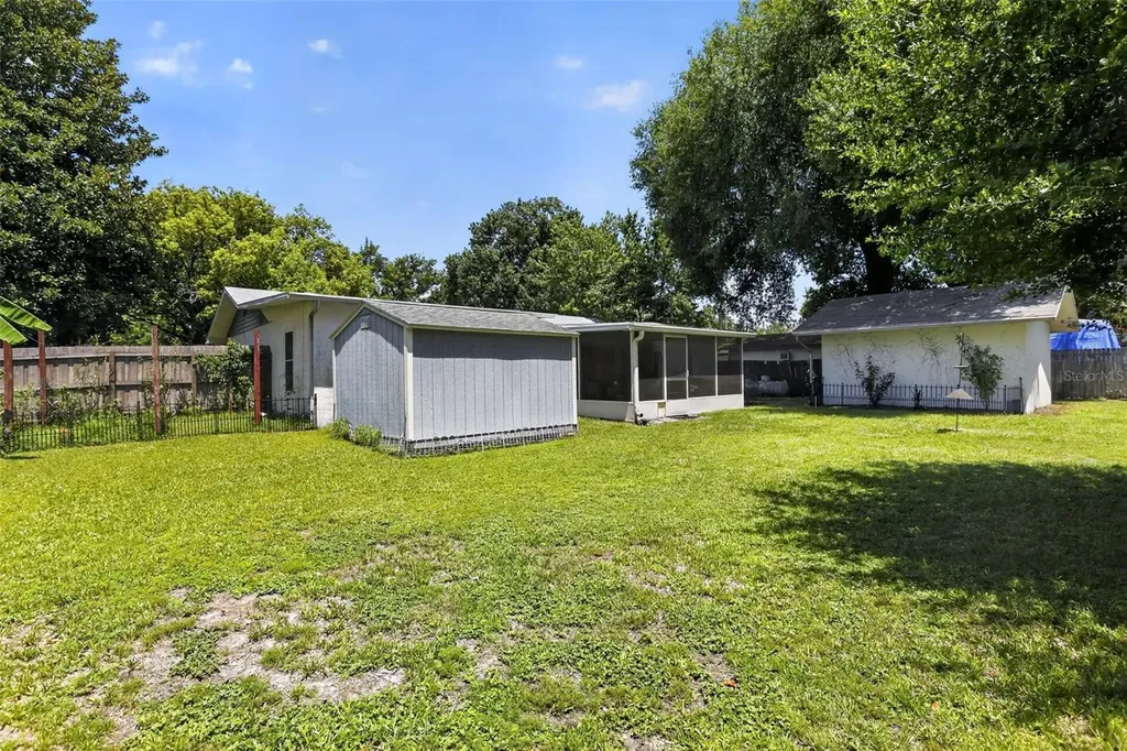 2651 Sample Street Kissimmee FL 34744