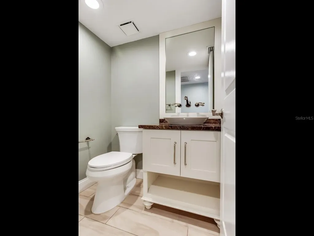 4141 Bayshore Boulevard Tampa FL 33611