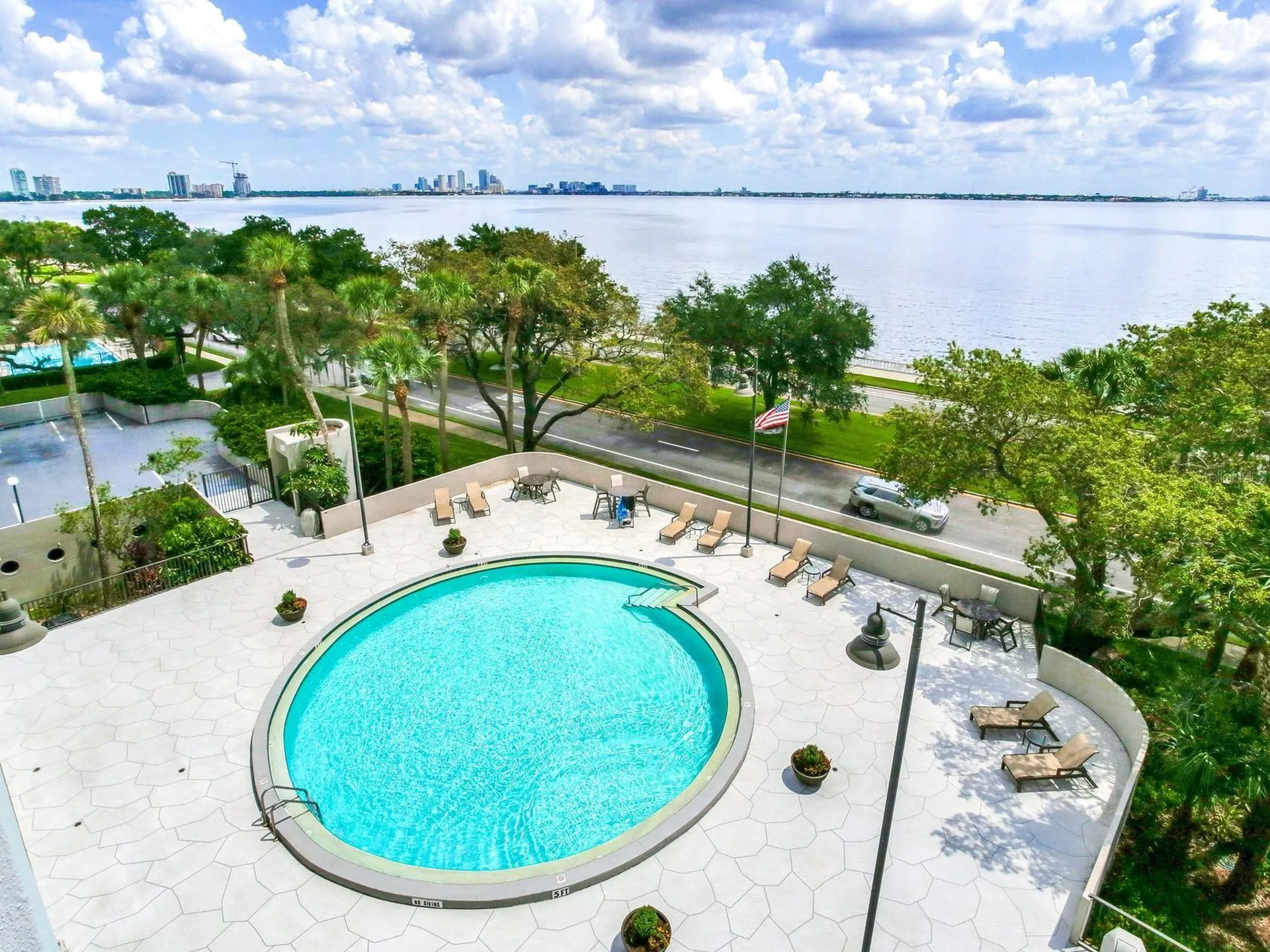 4141 Bayshore Boulevard Tampa FL 33611