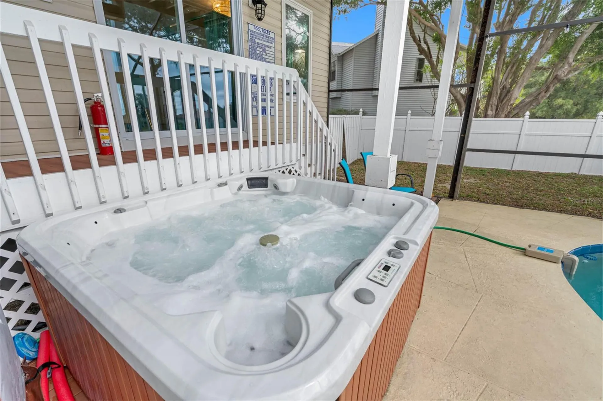 12692 Pineway Drive Largo FL 33773