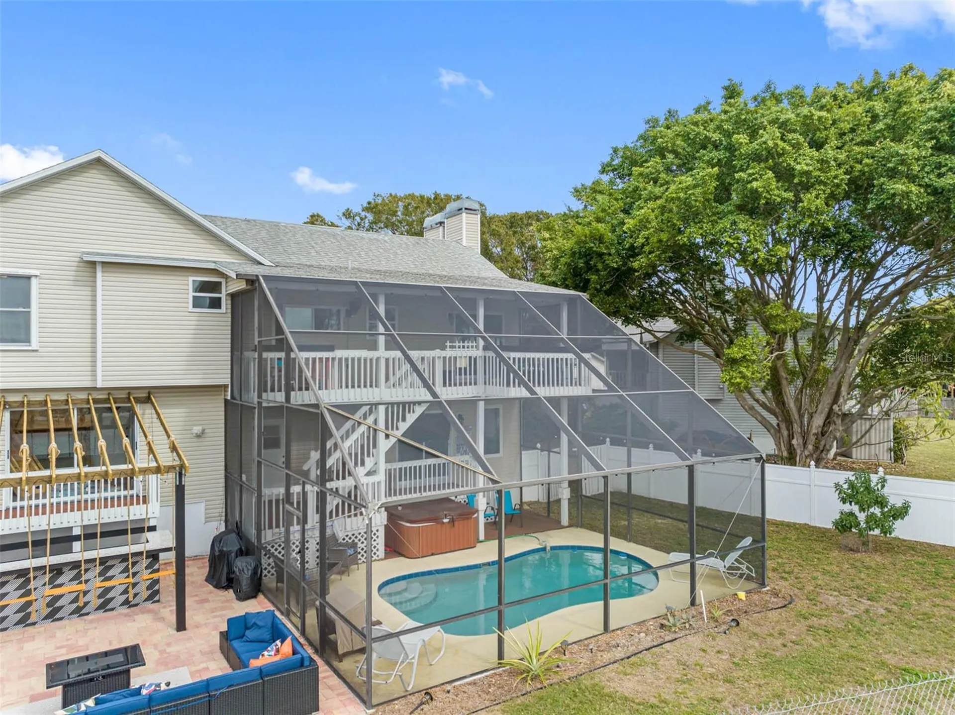 12692 Pineway Drive Largo FL 33773