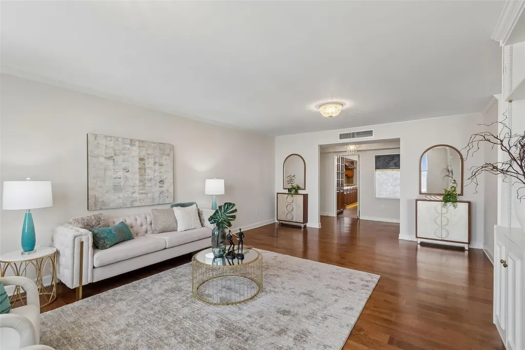 2403 S Ardson Place Tampa FL 33629