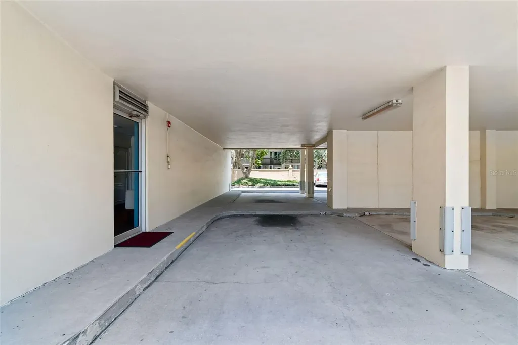 2403 S Ardson Place Tampa FL 33629