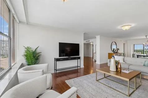 2403 S Ardson Place Tampa FL 33629