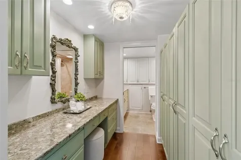 2403 S Ardson Place Tampa FL 33629
