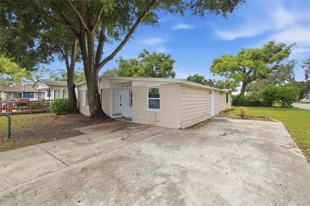 4222 N 14th Street Tampa FL 33603