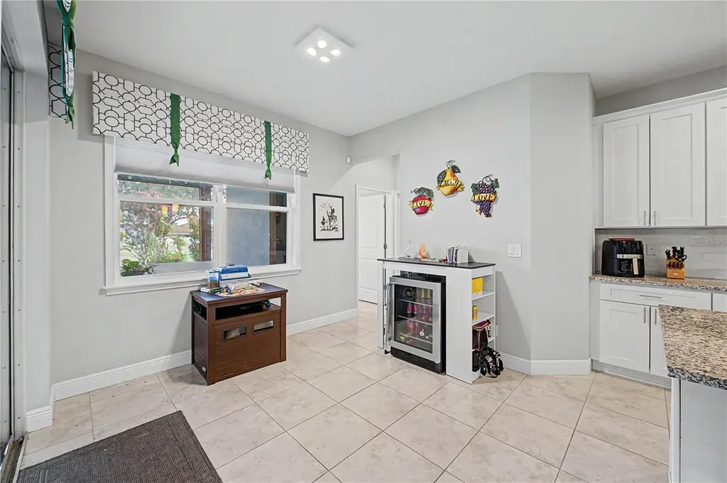1604 Main Street Valrico FL 33594