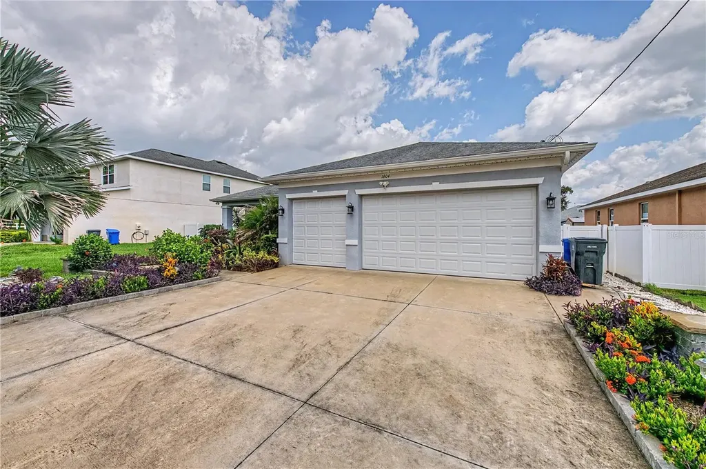1604 Main Street Valrico FL 33594