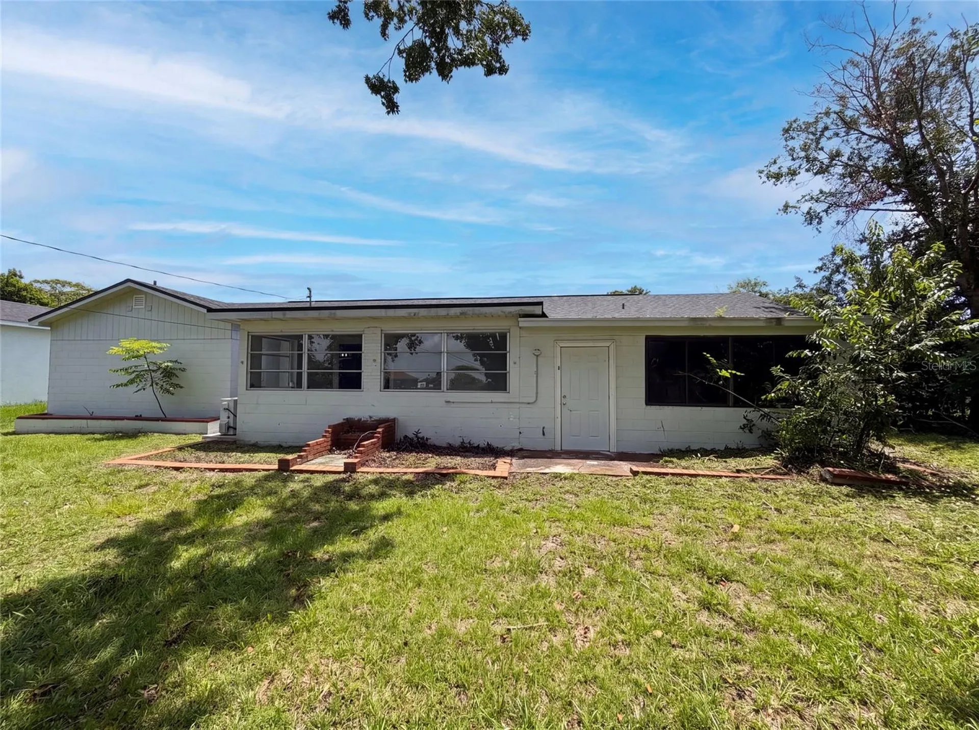 1044 E Lombardy Drive Deltona FL 32725