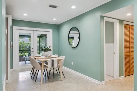 618 Burke Street Altamonte Springs FL 32701