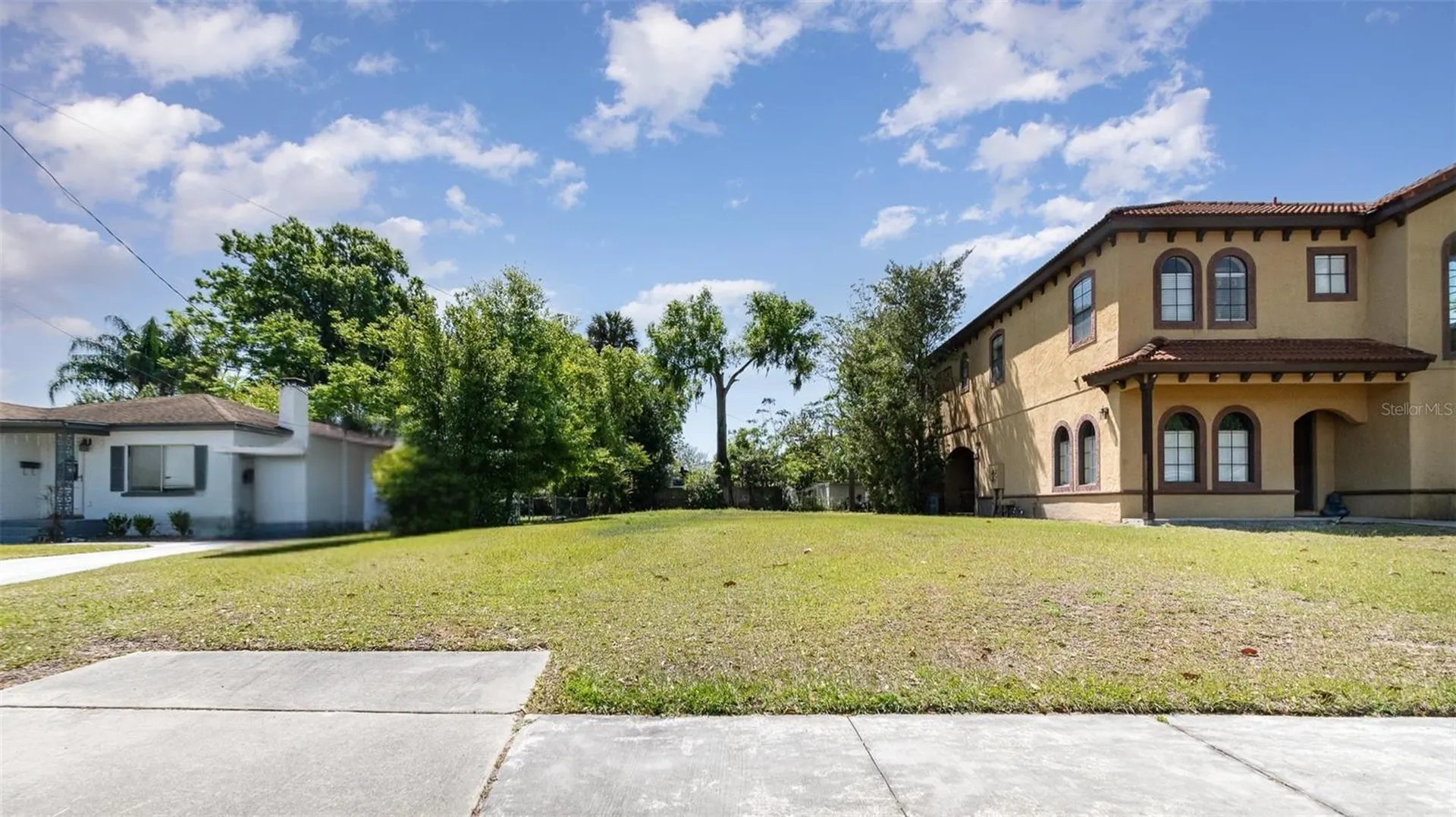 202 E Esther Street Orlando FL 32806