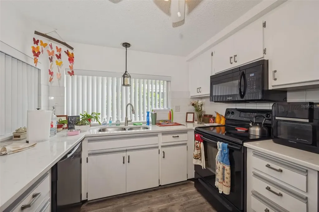 12301 Hounds Bay Row Hudson FL 34667