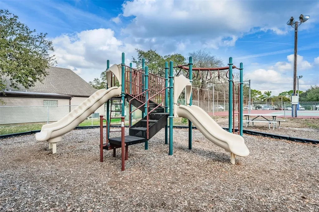 12301 Hounds Bay Row Hudson FL 34667
