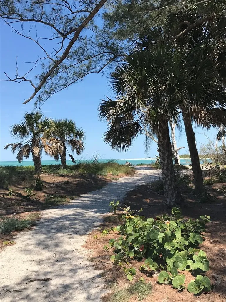 7365 Palm Island Drive Placida FL 33946
