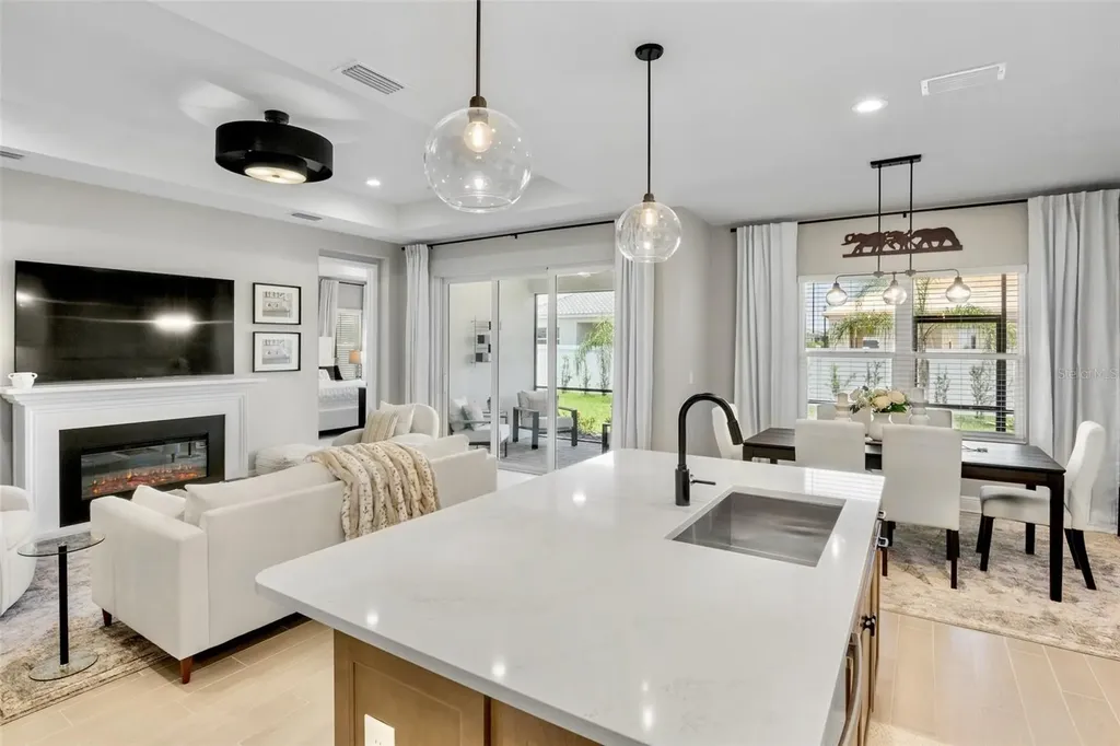 8091 Anthirium Loop Sarasota FL 34240
