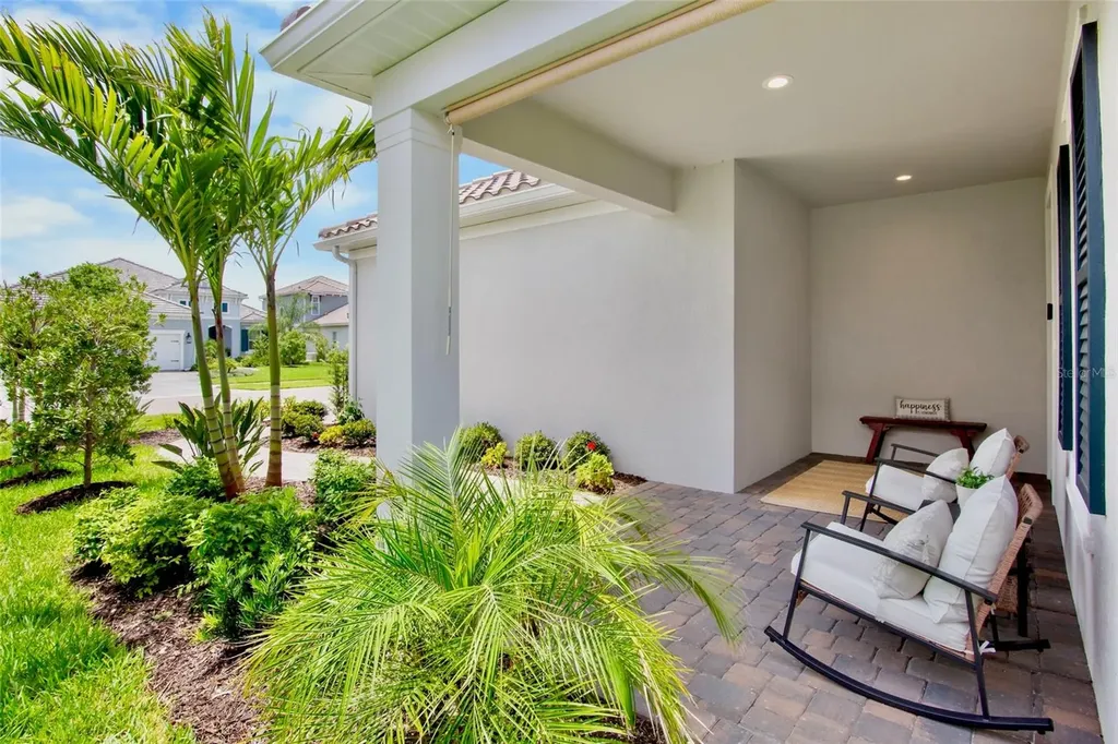8091 Anthirium Loop Sarasota FL 34240