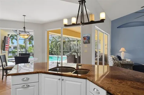 1233 Sea Breeze Court Punta Gorda FL 33950