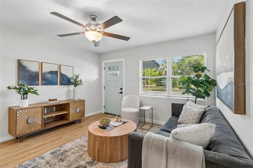 4001 W Rogers Avenue Tampa FL 33611