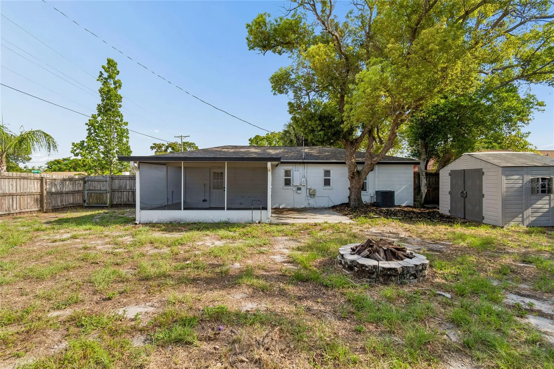 4001 W Rogers Avenue Tampa FL 33611