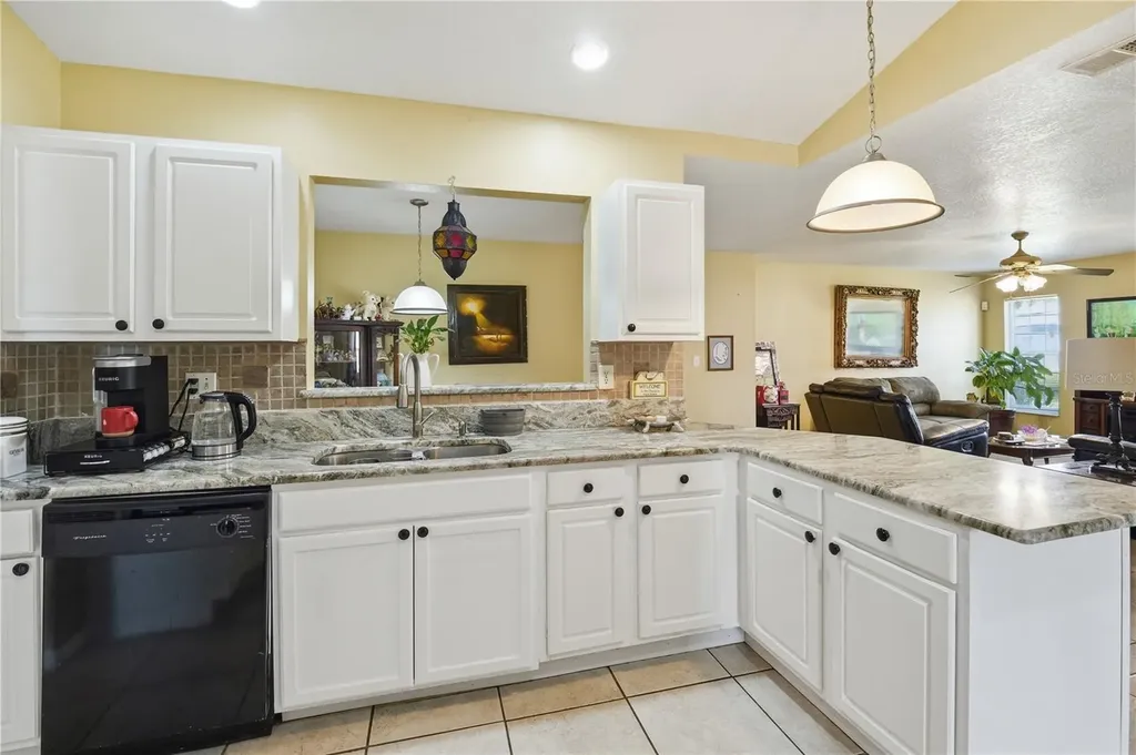 642 Madrid Drive Kissimmee FL 34758