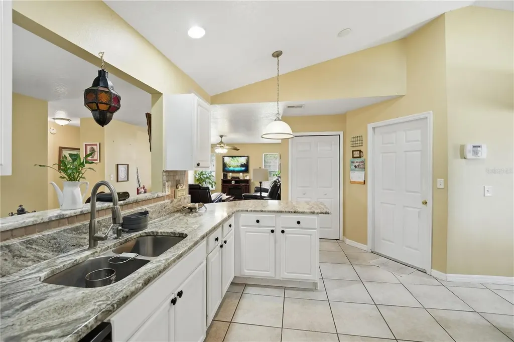 642 Madrid Drive Kissimmee FL 34758