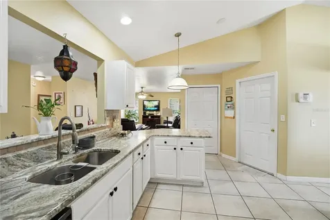 642 Madrid Drive Kissimmee FL 34758