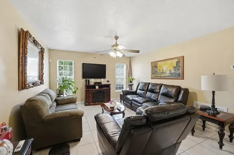 642 Madrid Drive Kissimmee FL 34758