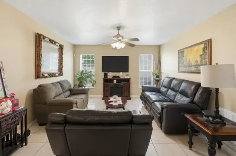 642 Madrid Drive Kissimmee FL 34758