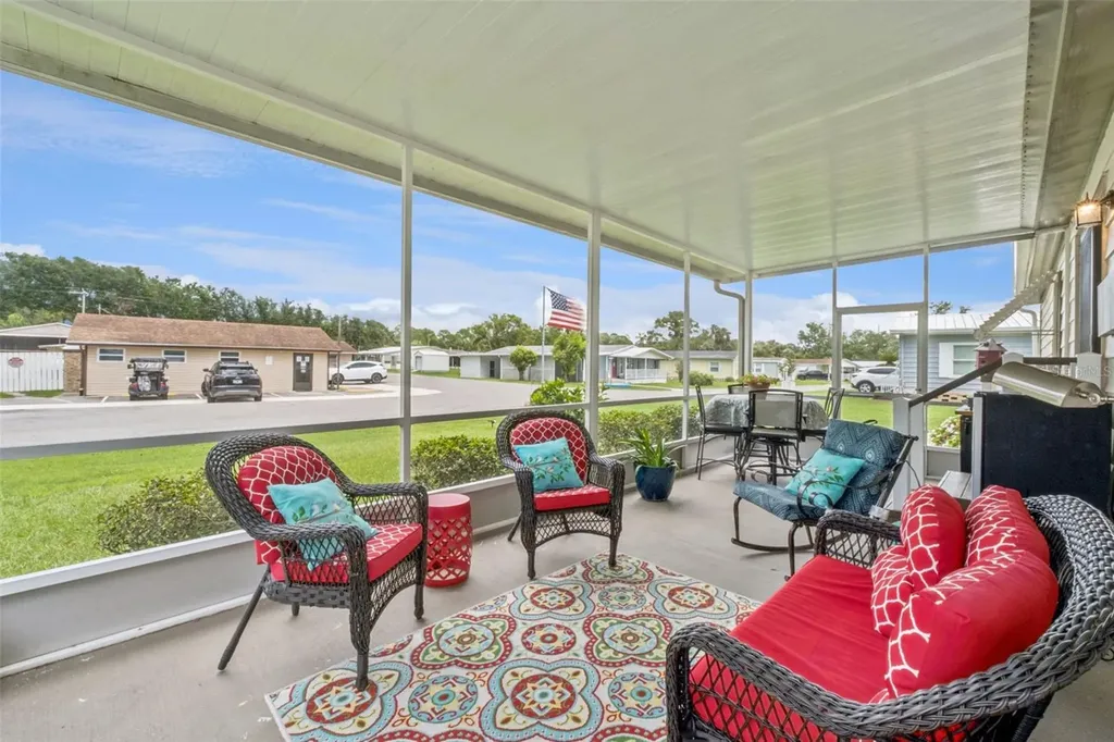 301 Lakeview Drive Osteen FL 32764