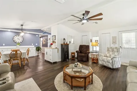 301 Lakeview Drive Osteen FL 32764