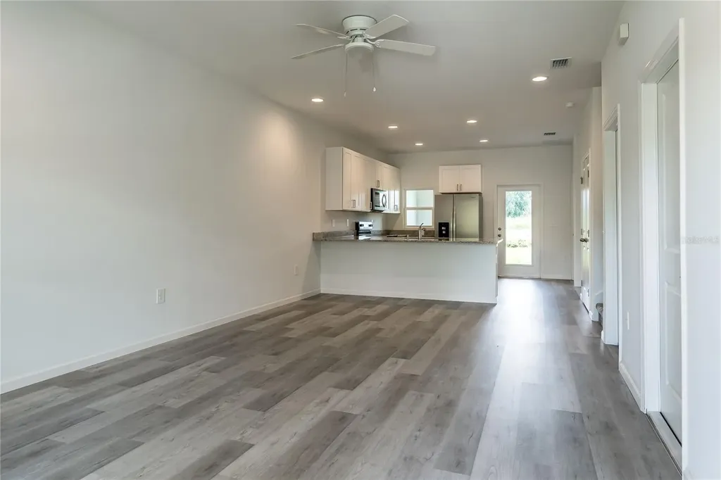 5377 Vista Lago Drive Orlando FL 32811