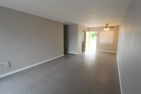 3001 Bee Ridge Road Sarasota FL 34239