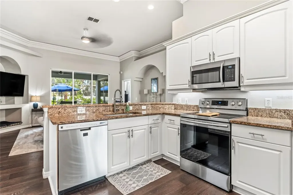 1015 Robin Lane Winter Haven FL 33884